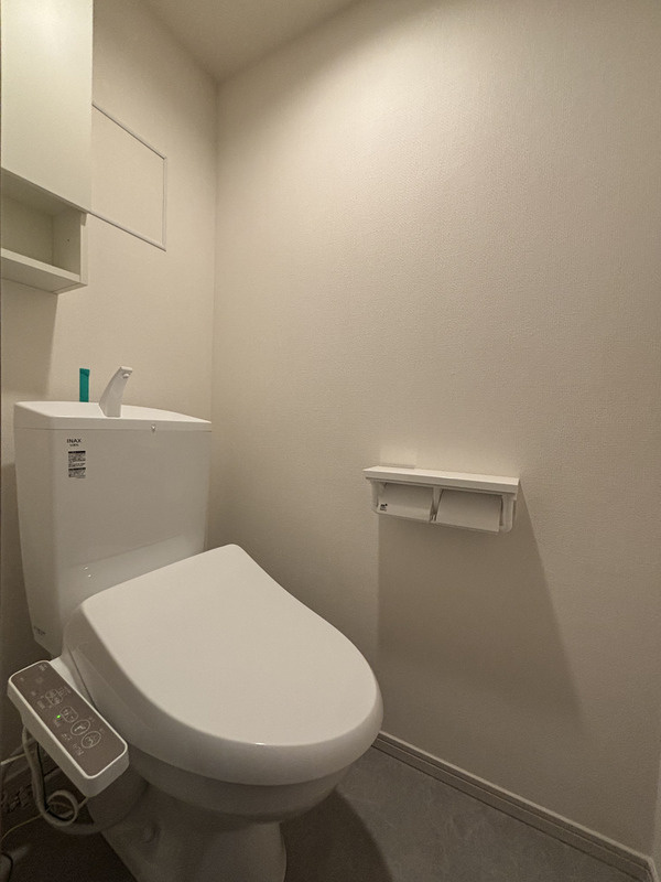 リブリ・アウルのトイレ|ゆったりとした空間のトイレです