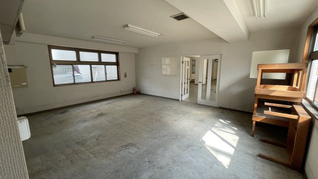 エムアイビル店舗事務所のロビー|落ち着いたロビーです