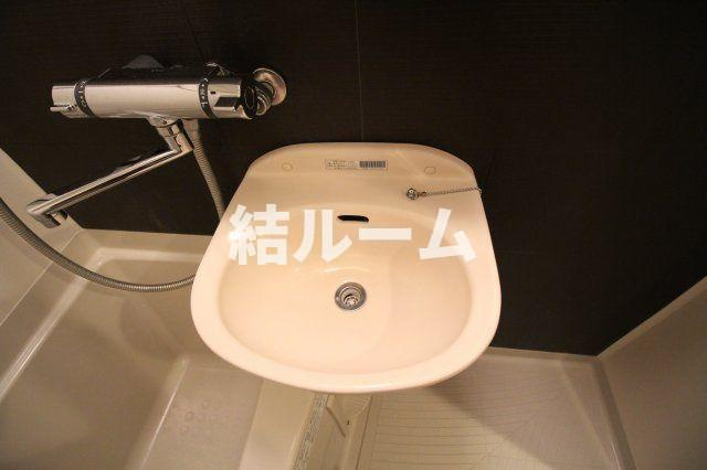 豊島区北大塚３丁目の賃貸マンションの洗面所