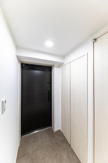 【玄関】ＣＯＣＯＣＵＢＥ　ＧＲＡＮＤＥ学芸大学