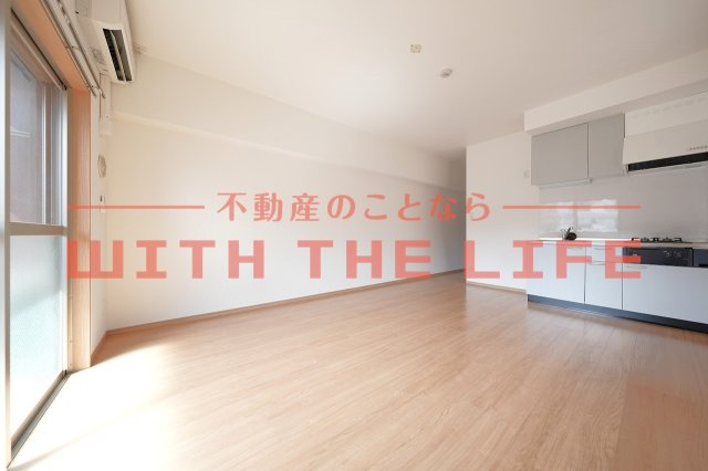 アヴァンティ久留米中央【10,000円キャッシュバック対象物件】の居間・リビング|ゆったりとした居間です