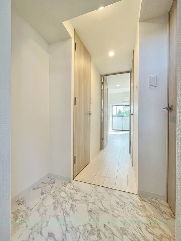 S-RESIDENCE神宮西駅前ascent(アセント)の玄関