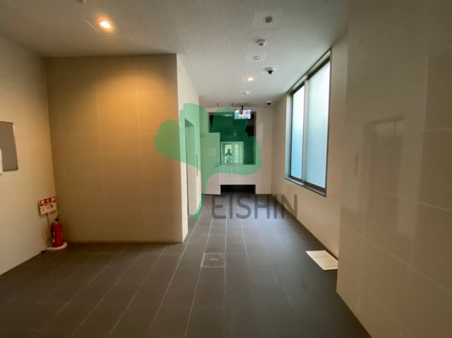 ネストピア県庁前のエントランス