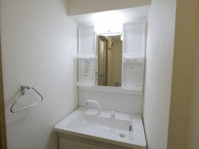 ブランペルルの独立洗面台