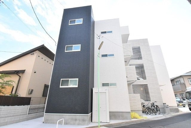 ＭＯＶＥ栄生