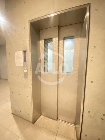 ベルシモンズ大阪港の設備|ベルシモンズ大阪港　エレベーター