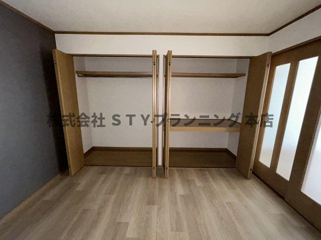 仲介手数料0円！パークサイドなかしまの居間・リビング