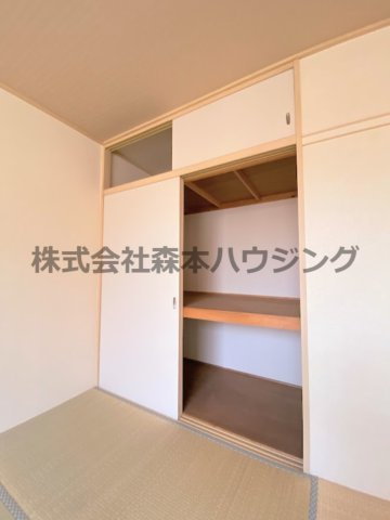 【収納】 | 　ハイツ千鶴1 | たっぷりとした収納スペースです