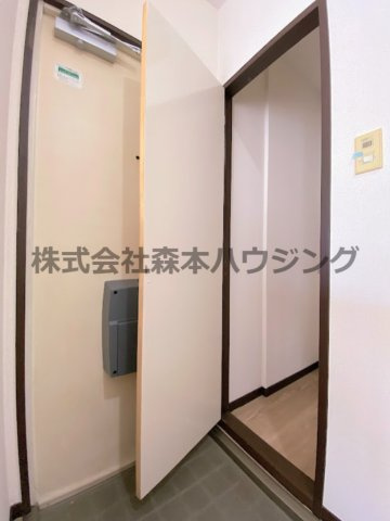 【収納】 | 　ハイツ千鶴1 | 便利な玄関収納です