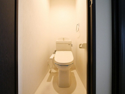 【トイレ】 | リエトコート福島 | 落ち着いた色調のトイレです