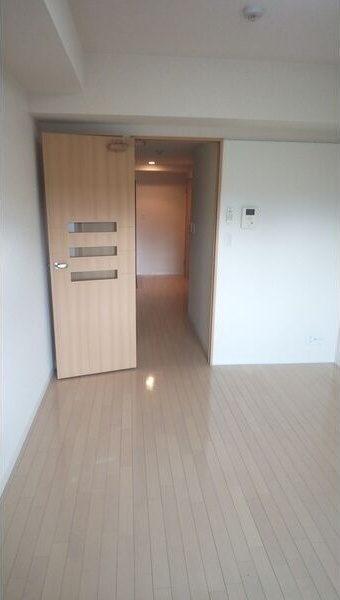 プラチナ名古屋ビルの居間・リビング
