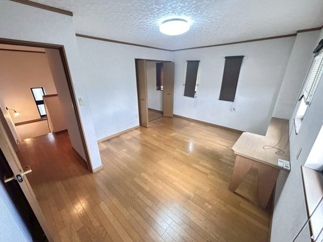 刈谷市半城土貸店舗の内装