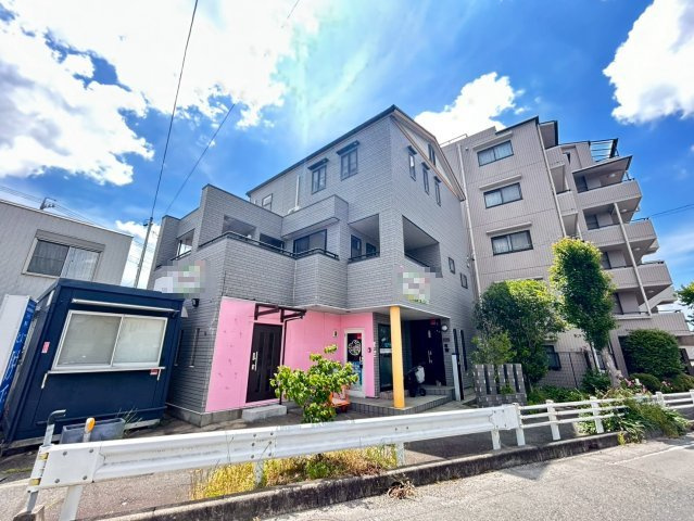 刈谷市半城土貸店舗の外観