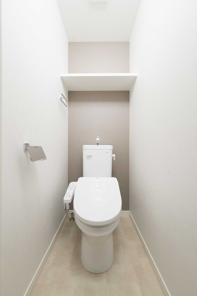 新品家具付きマンション博多駅南27(KaGood福岡)のトイレ