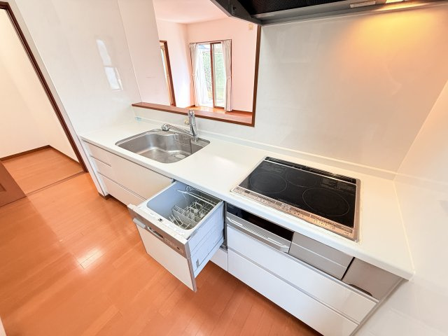 【オール電化】小美玉市納場中古戸建のキッチン