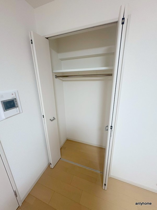 エスレジデンス本町マークス　仲介手数料無料の収納