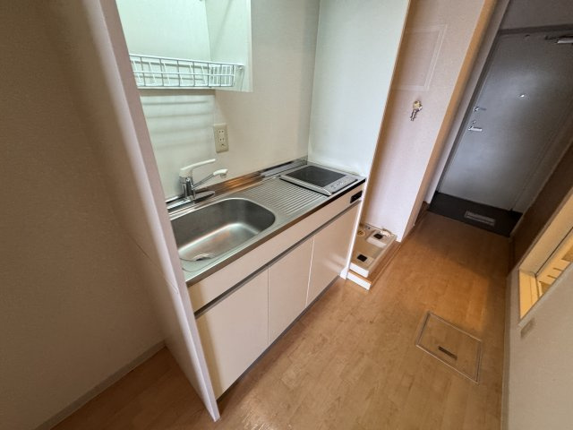 フロン・ツオーネのキッチン