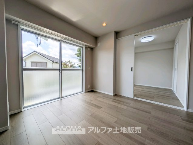 ヴェルドミール羽村の居間・リビング|【Living Story】◆暮らしが続いていく場所◆
ここで過ごす日々が、少しずつ思い出になっていく。そんな時間を育てていく住まい。