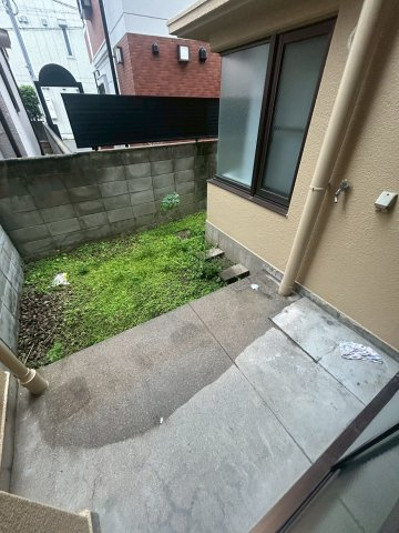 ハイム西宮北口のバルコニー