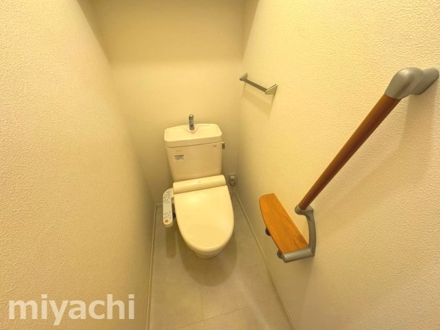 徳島市中島田町２丁目のアパートのトイレ