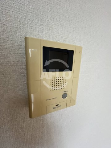 ウーロ新大阪のセキュリティ|U-ro新大阪　モニター付きインターホン