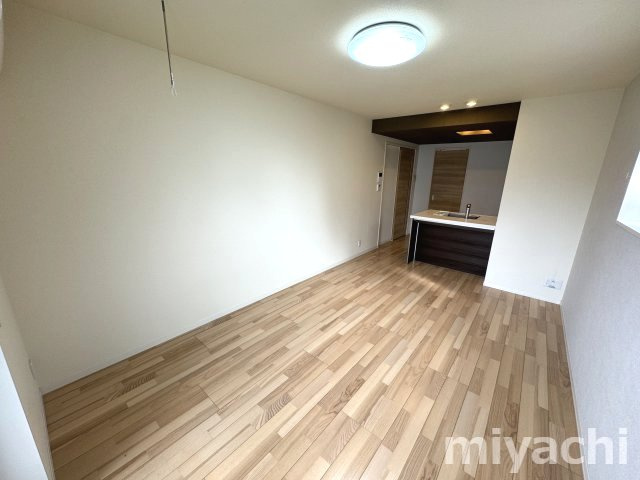 ベレオ助任橋の内装
