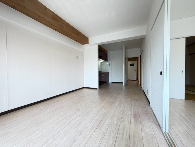 パールマンションの居間・リビング