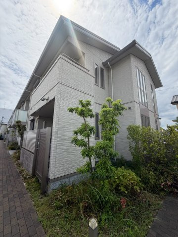 シャーメゾン鮎川の外観