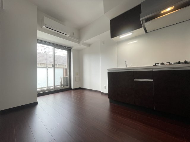 ORSUS新大阪の居間・リビング|ORSUS新大阪　リビング