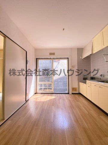 【居間・リビング】 | 　ハイツ千鶴1 | 使いやすいキッチンスペースです