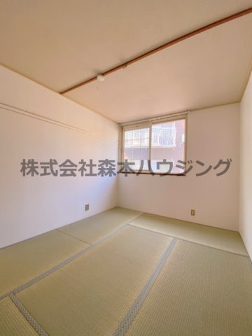 【和室】 | 　ハイツ千鶴1 | 和室がひろがる居住スペース