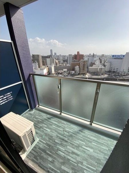 S-RESIDENCE葵Ⅱのバルコニー