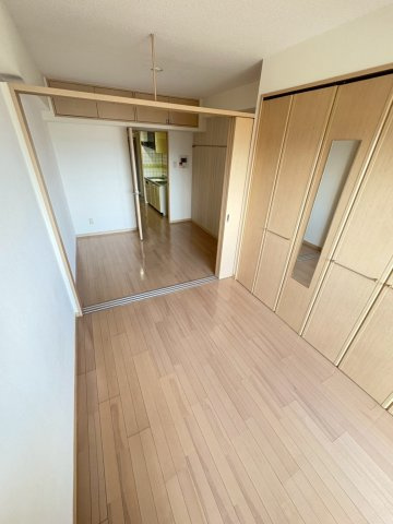 福岡市博多区住吉４丁目の賃貸マンションの居間・リビング