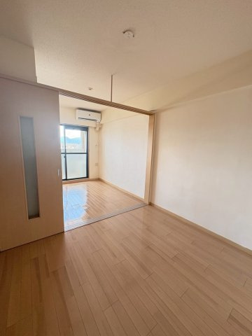 福岡市博多区住吉４丁目の賃貸マンションの寝室