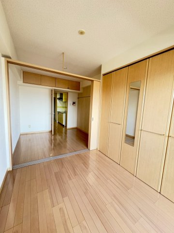 福岡市博多区住吉４丁目の賃貸マンションの居間・リビング