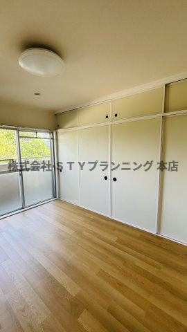 仲介手数料0円！ハイツ白山の洋室