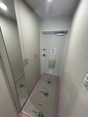 【玄関】 | 牛田コーポラスC棟 | 明るい玄関