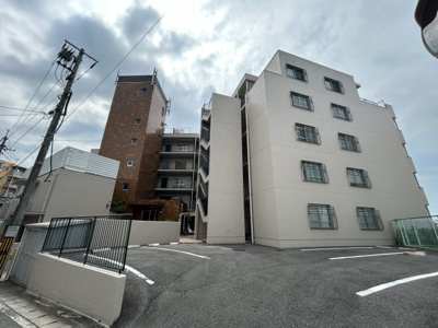 【外観】 | 牛田コーポラスC棟 | 牛田コーポラスC棟　「早稲田団地郵便局前」バス停徒歩2分