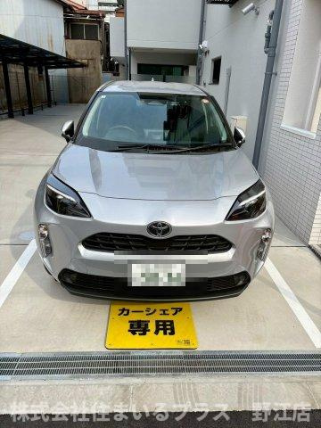 エス．フィールド奏の駐車場