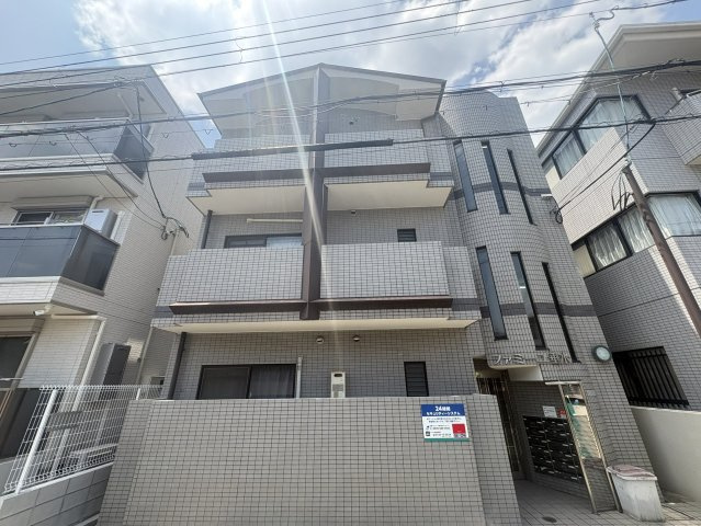 ファミーユ垂水の外観