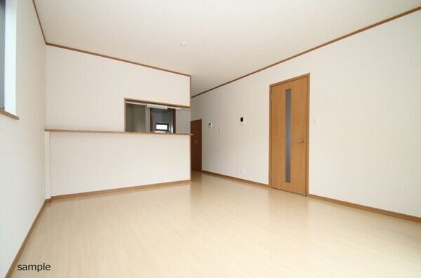 渡邉様戸建賃貸住宅の居間・リビング|豊田市小坂町１５丁目7-1