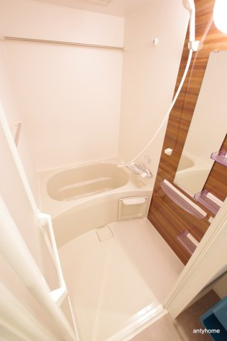セレニテ京橋クレア　仲介手数料無料の浴室