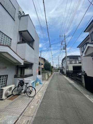 アミニティハウスオーラの周辺