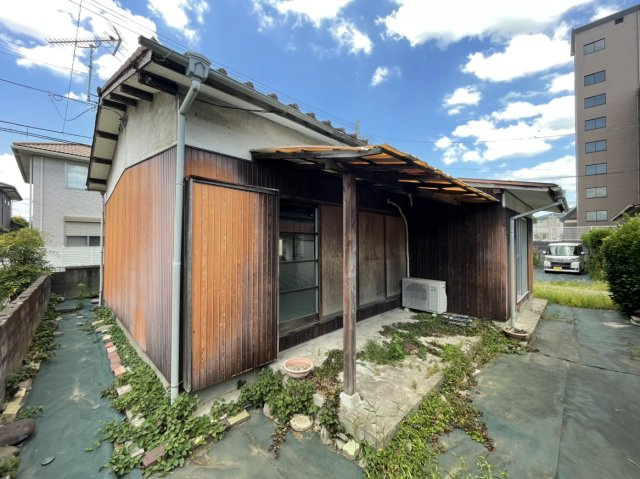 野中町貸家A