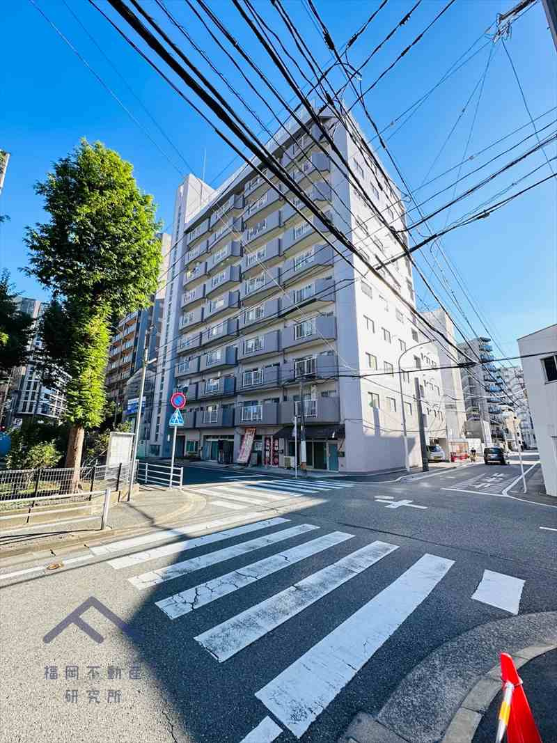 サンポートハイツの外観