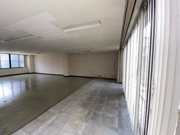 岡弘運輸ビル