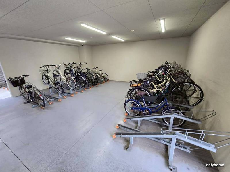 ラクラス阿倍野元町　仲介手数料無料の駐車場