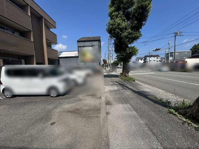 ハイツピラカンサの駐車場