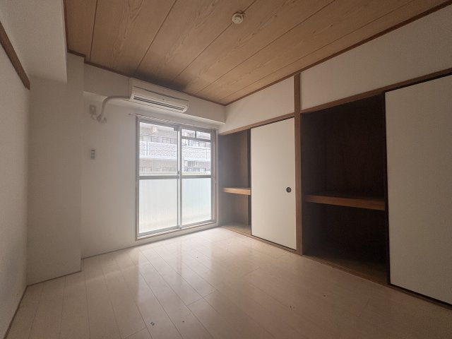 【寝室】トシヤマンション