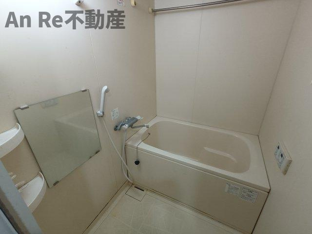 川口市東川口４丁目の賃貸マンションの浴室